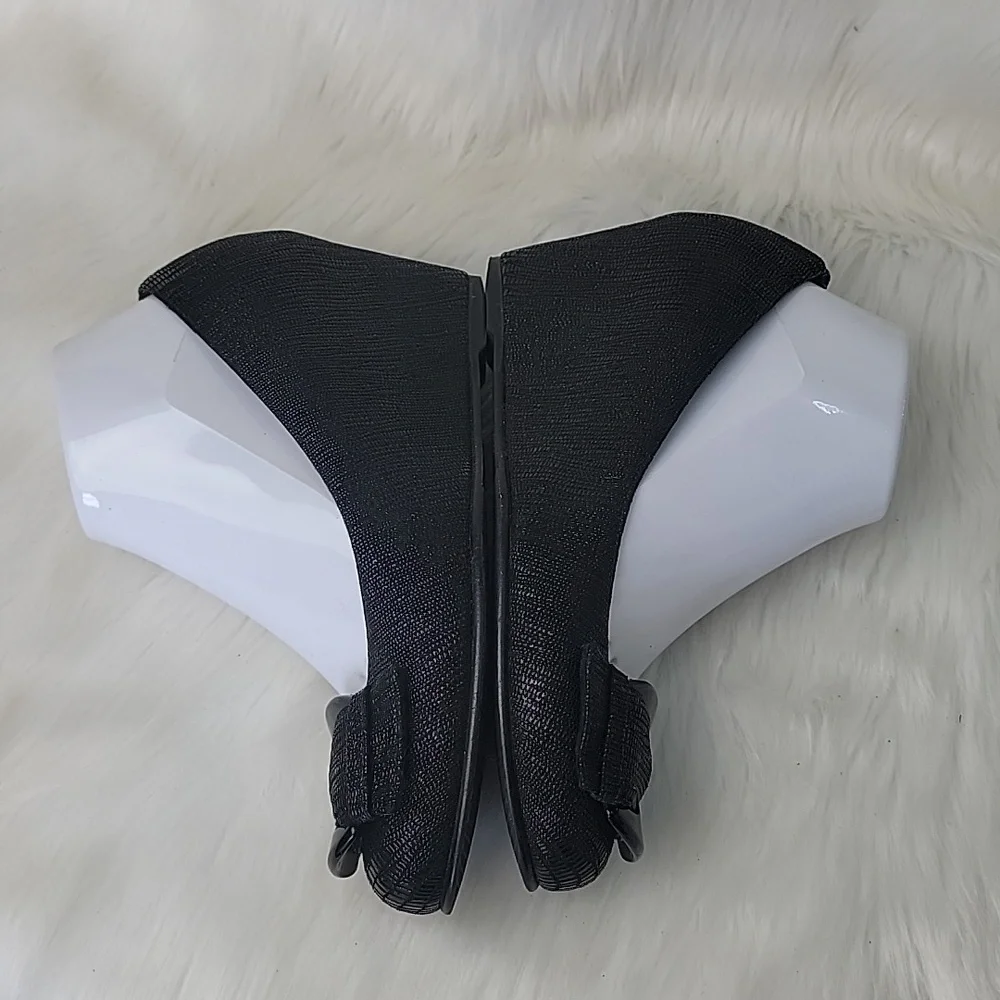 Stuart Weitzman stuart weitzman